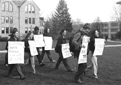 Photo of students protesting Stevenson worker firing