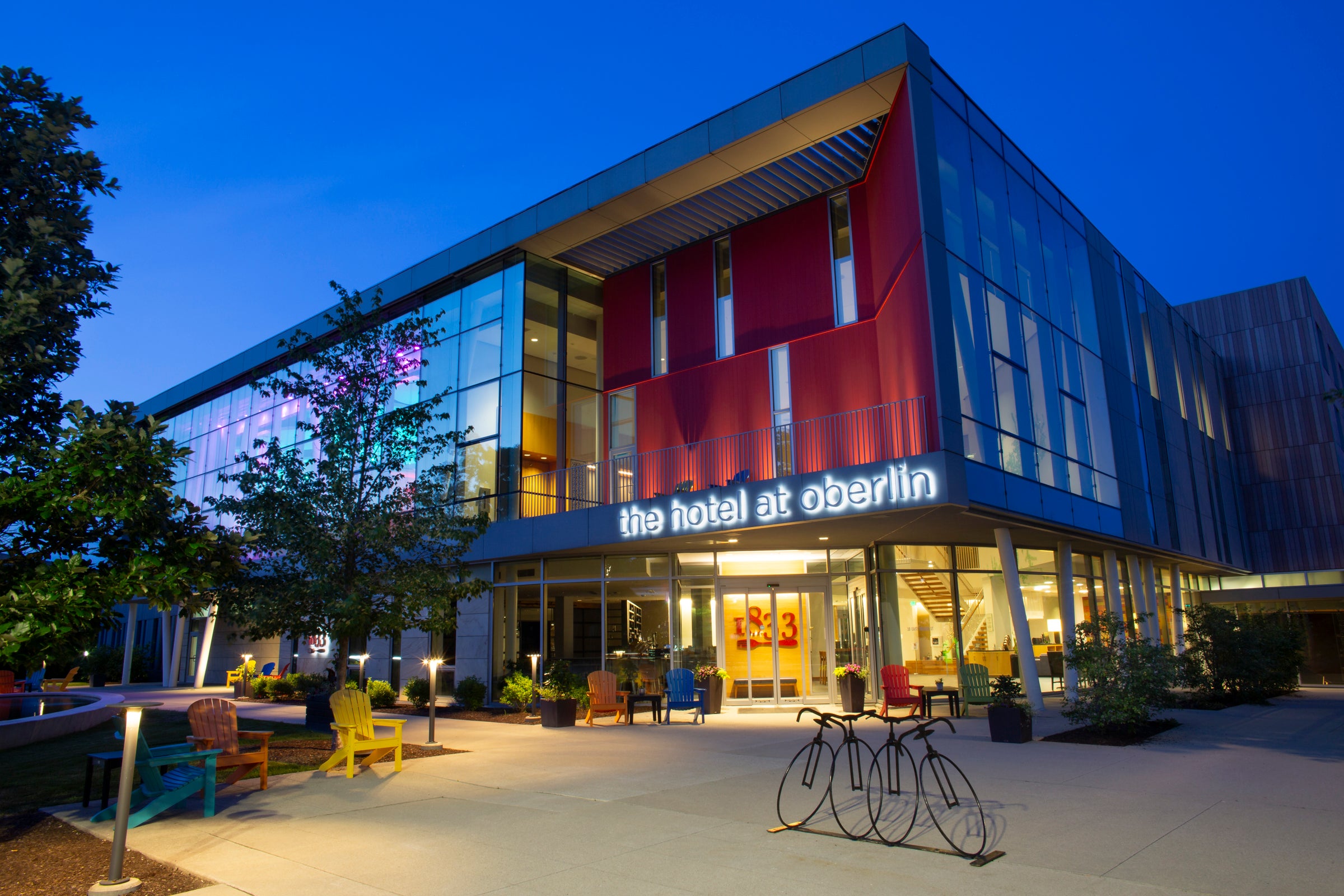 External photo of the Hotel at Oberlin