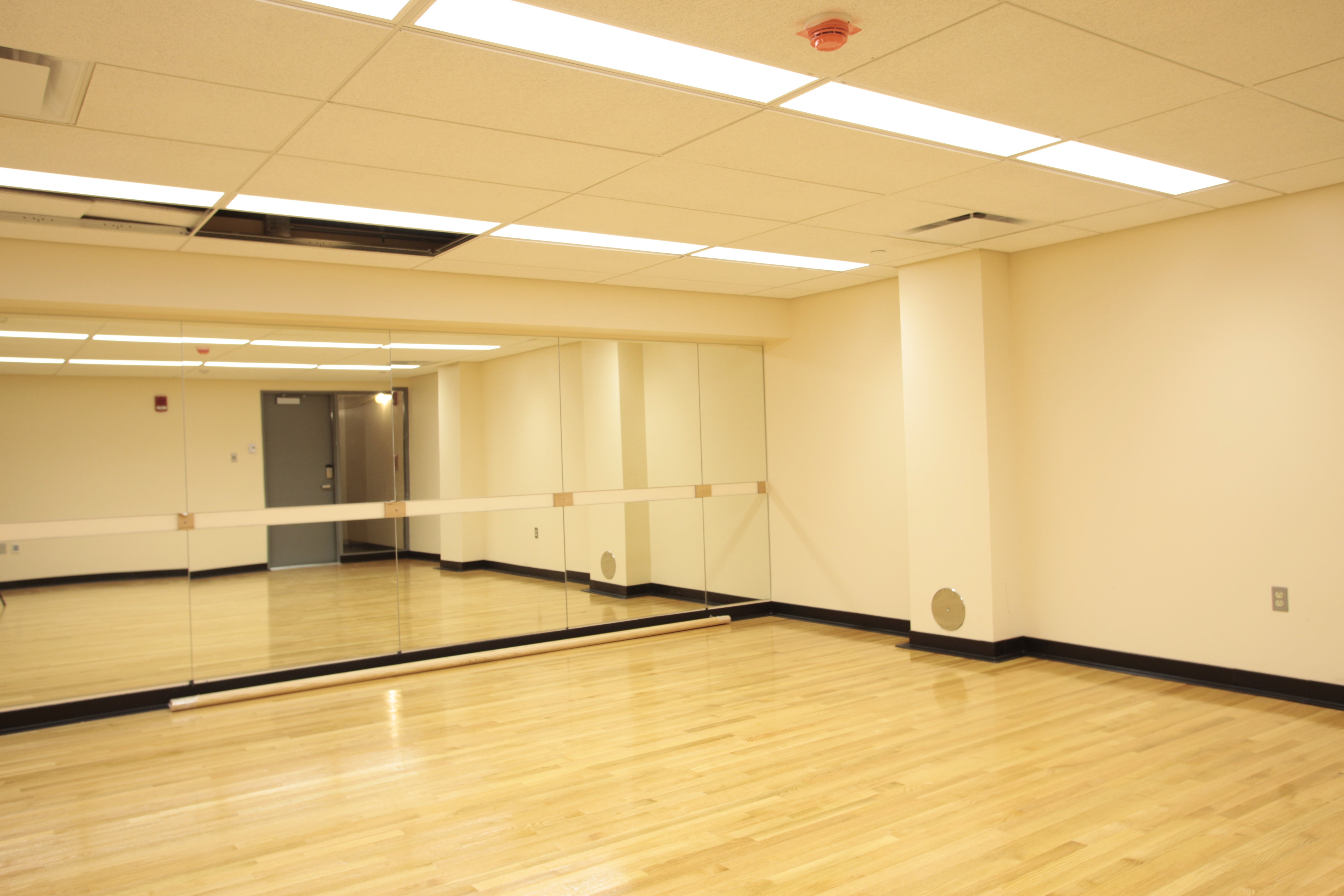 Kahn Dance Room