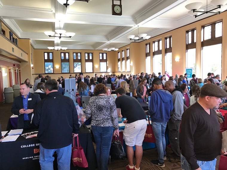Picture of attendees at a previous Oberlin Performing Arts College Fair.