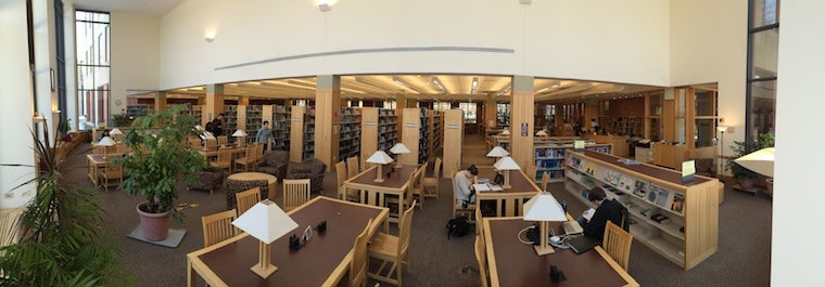 A panorama view of the science library. Chul is nowhere to be seen.