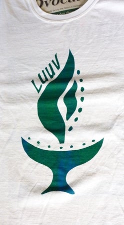 An Luuv logo on a t-shirt 
