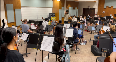 Raiden conducts the symphony of the University of Hawai'i