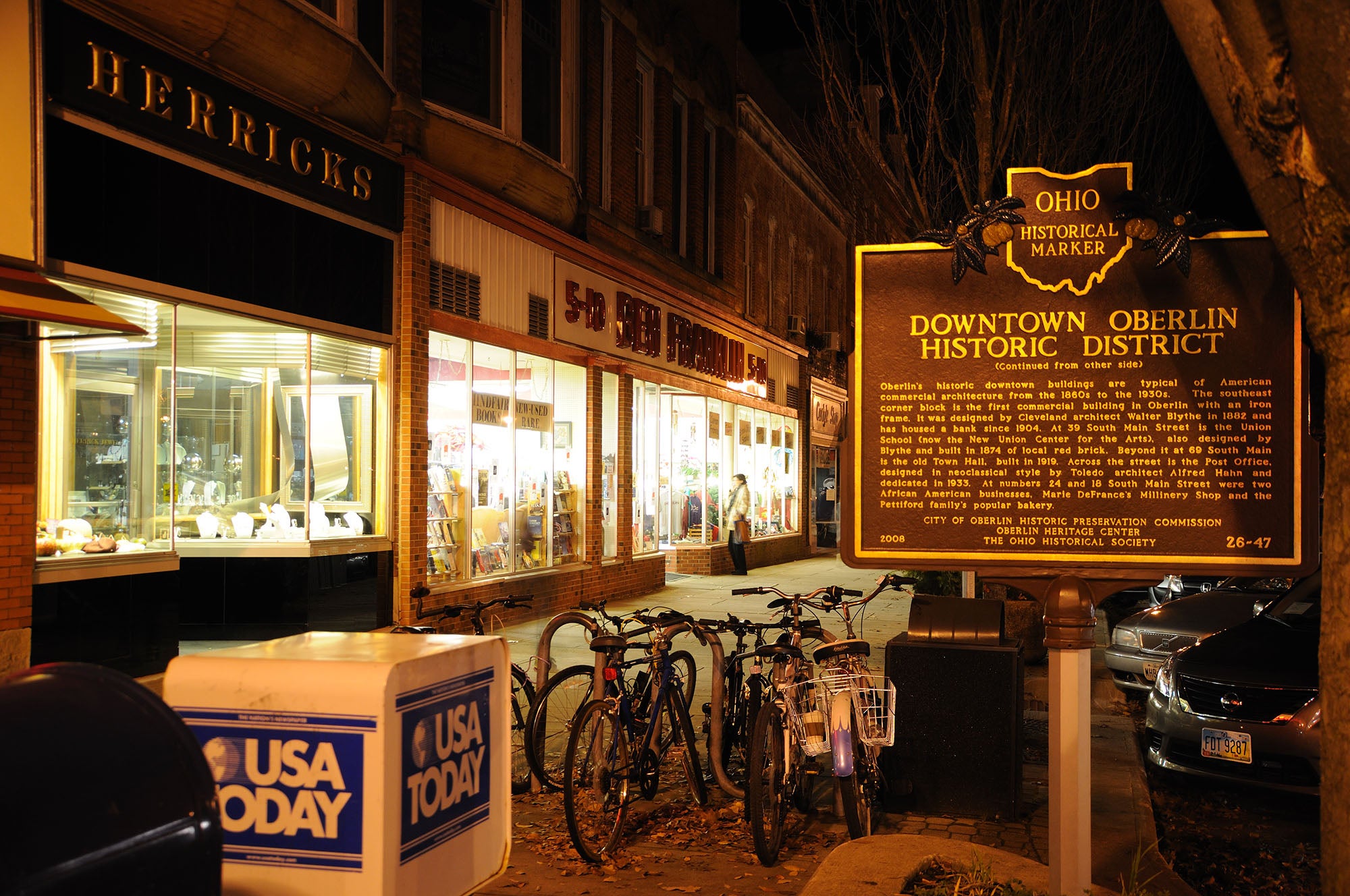 Night view of downtown Oberlin