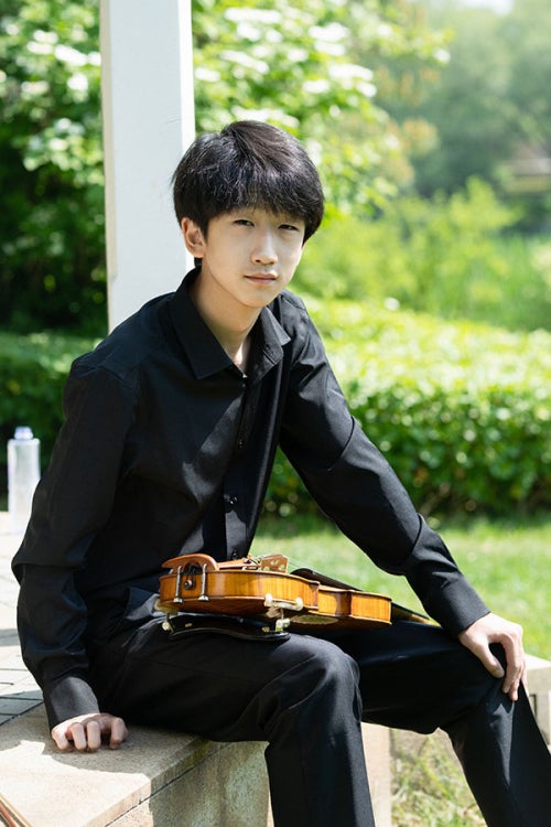 Mingzhe Ye