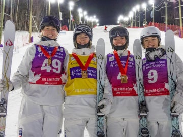 Freestyle skier Liz Lemley competes in moguls.