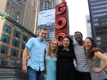 Anna Gelman ’16 (center) poses with fellow interns