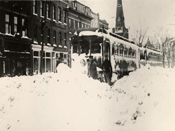 A streetcar stuck in the snow in downtown Oberlin.
