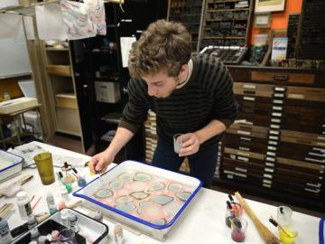 Student in the letterpress studio 