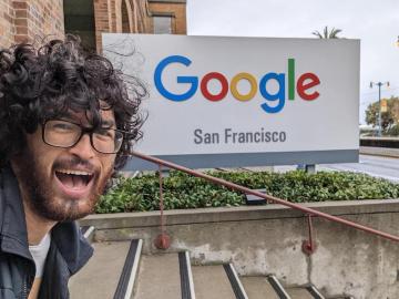 Matt Blankinship selfie in front of Google sign.
