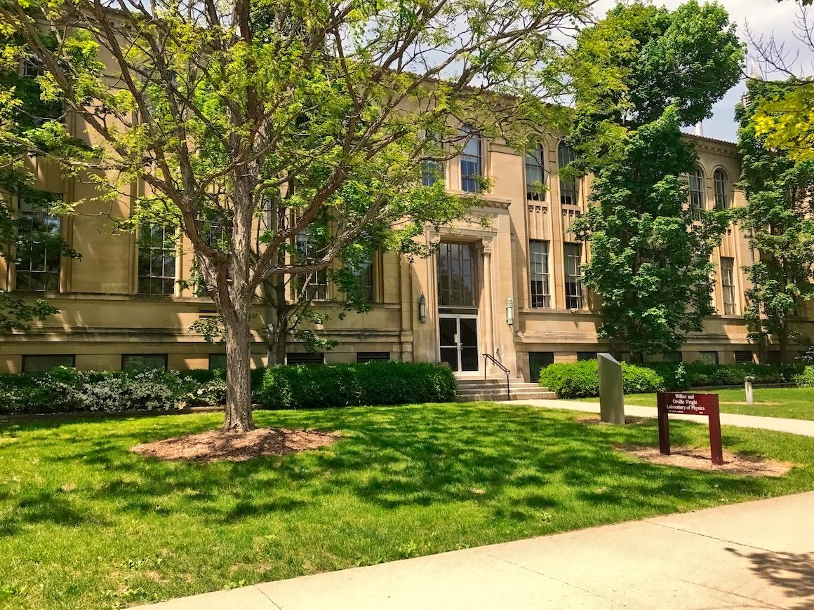 Wright Laboratory of Physics | Oberlin College and Conservatory