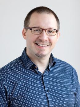 Portrait of Joey Rizzolo