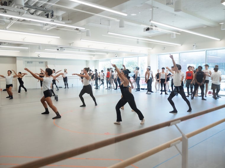 students in a dance class.