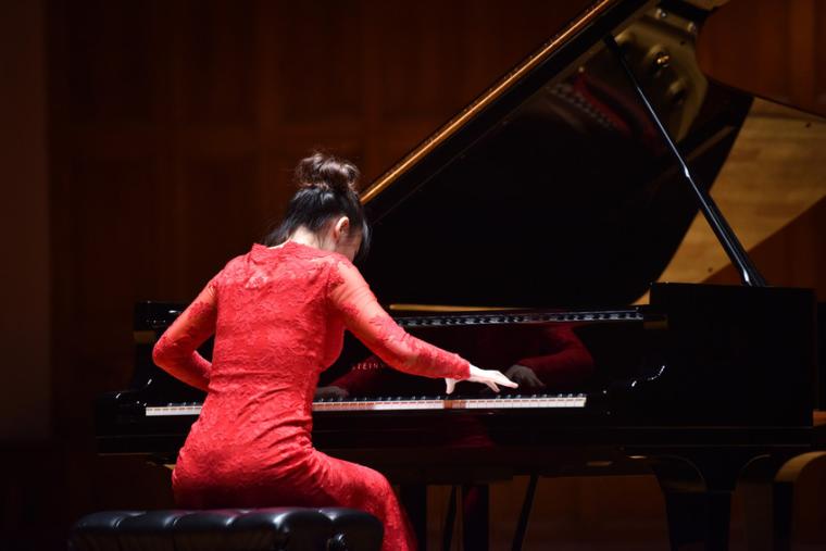 Pianist Ran Jia