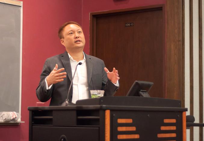 Eric Estes at podium