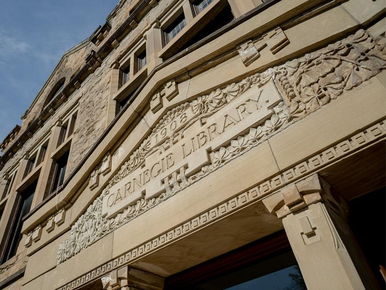 the front of the Carnegie library at oberlin