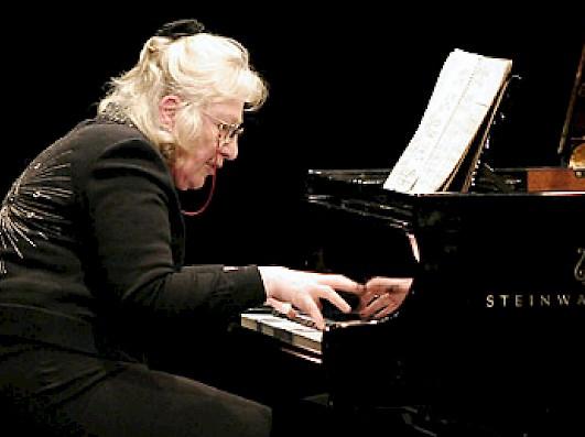 Ursula Oppens playing piano